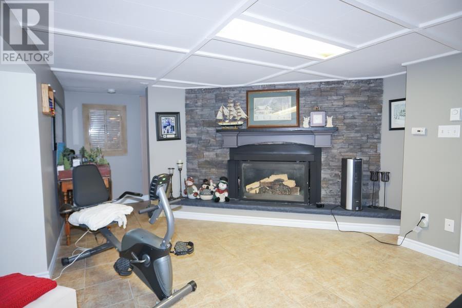 915 Fourth Lin E, Sault Ste. Marie, Ontario  P6A 6J8 - Photo 47 - SM261450
