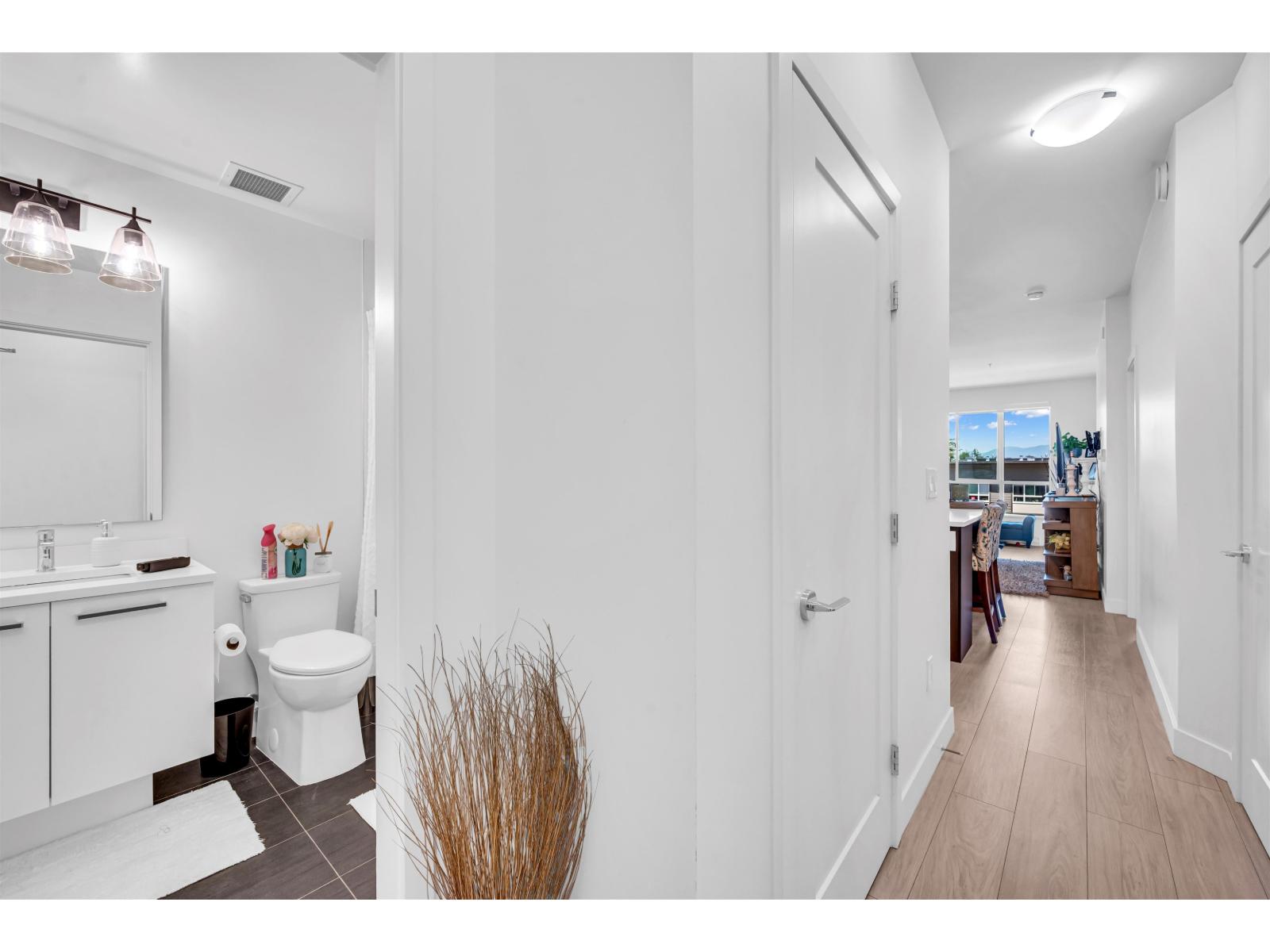 319 18811 72 Avenue, Surrey, British Columbia  V4N 6W7 - Photo 6 - R3138232