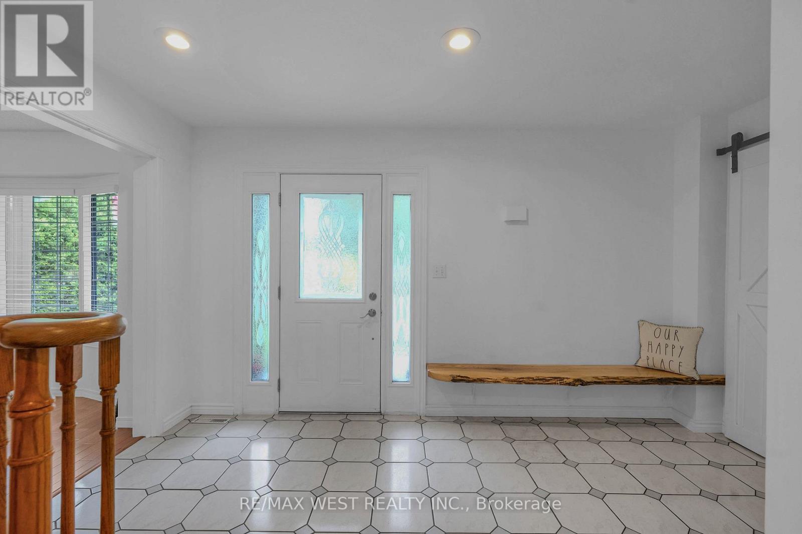 203 Elizabeth Crescent, Centre Wellington, Ontario  N1M 3N2 - Photo 3 - X13473736