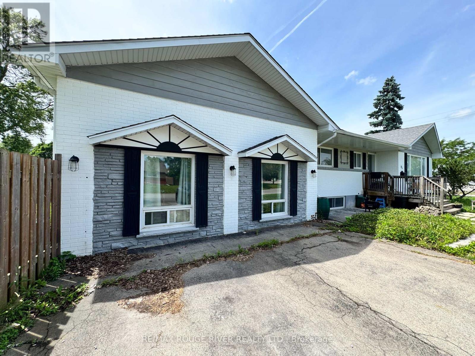 95 Diffin Drive, Welland, Ontario  L3C 2K2 - Photo 1 - X13473802
