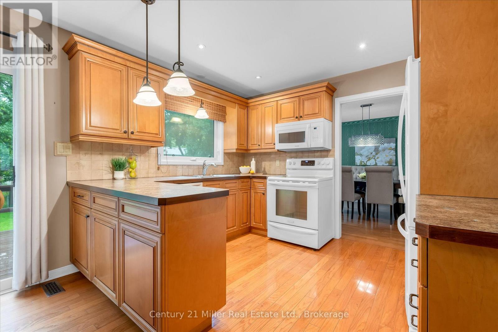 1482 Caulder Drive, Oakville, Ontario  L6J 5S9 - Photo 14 - W13474034