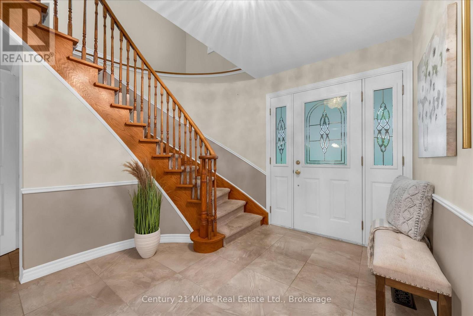 1482 Caulder Drive, Oakville, Ontario  L6J 5S9 - Photo 5 - W13474034