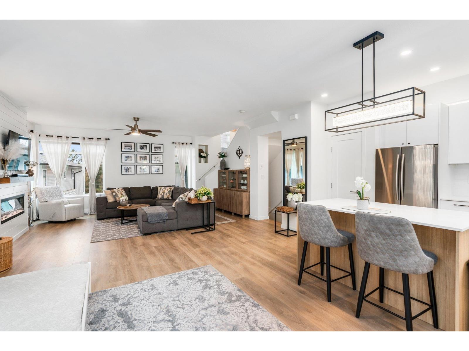 41 15235 Sitka Drive, Surrey, British Columbia  V3S 0A9 - Photo 8 - R3137310