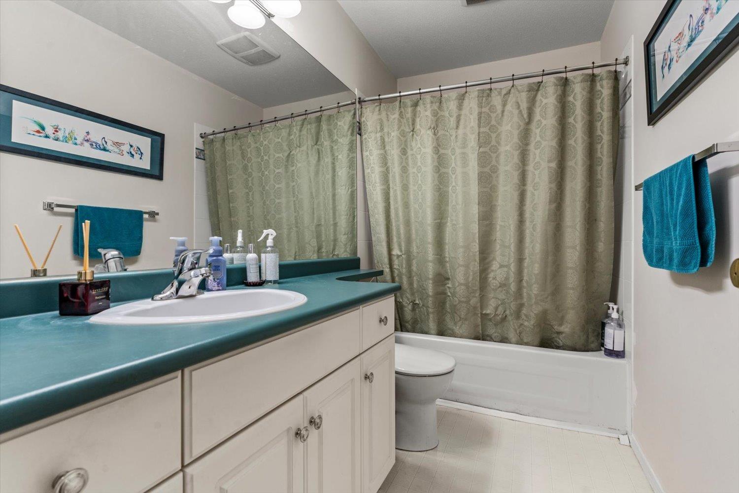 404 33708 King Road, Abbotsford, British Columbia  V2S 8C6 - Photo 17 - R3137761