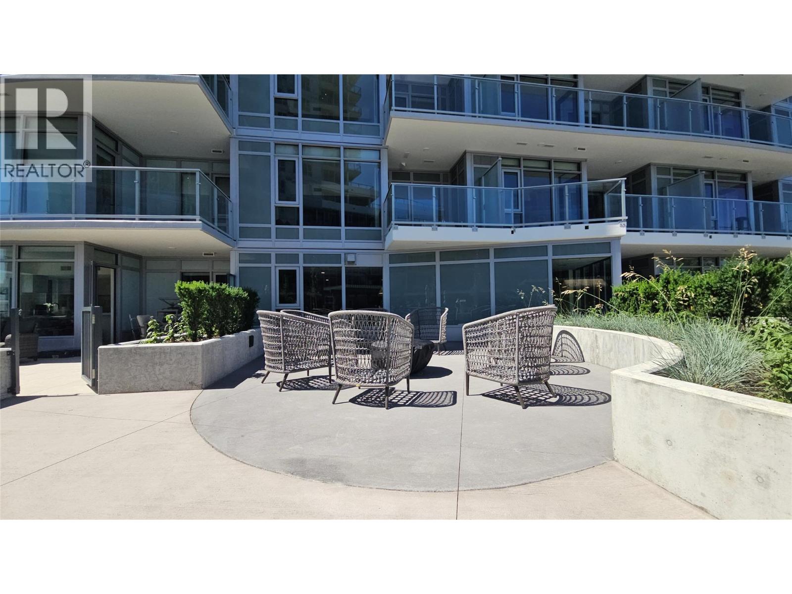 Listing image 55