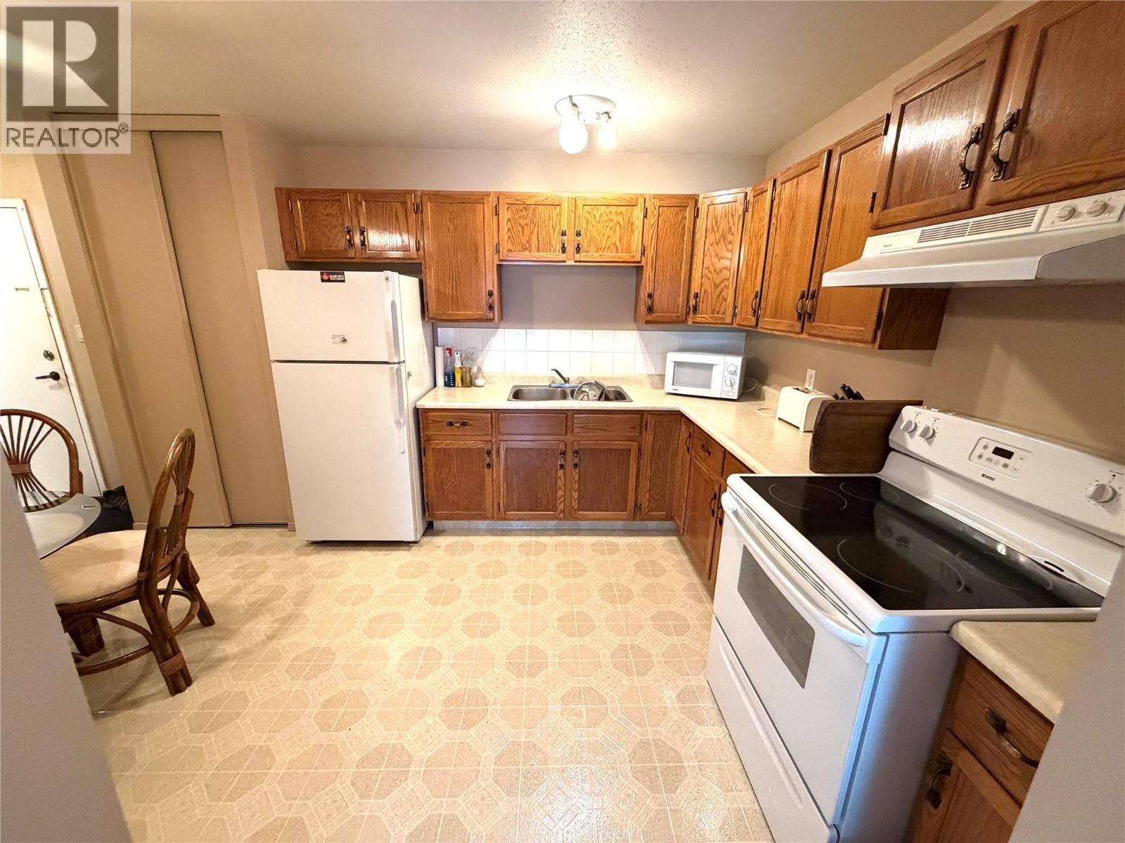 1286 Ponderosa Drive Unit# 316, Sparwood, British Columbia  V0B 2G2 - Photo 2 - 10391815