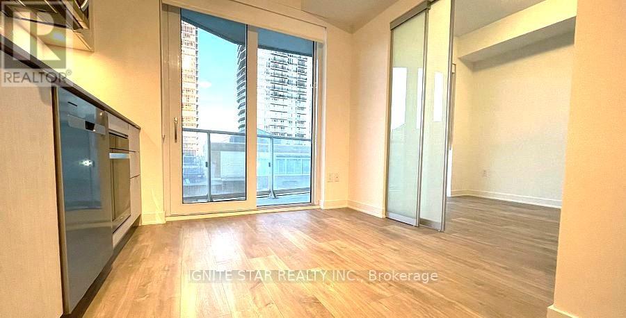 1405 - 100 Dalhousie Street, Toronto, Ontario  M5B 1E1 - Photo 5 - C13474132