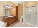 2213 Waddington Court Unit# 20, Kelowna, BC V1V 2M8