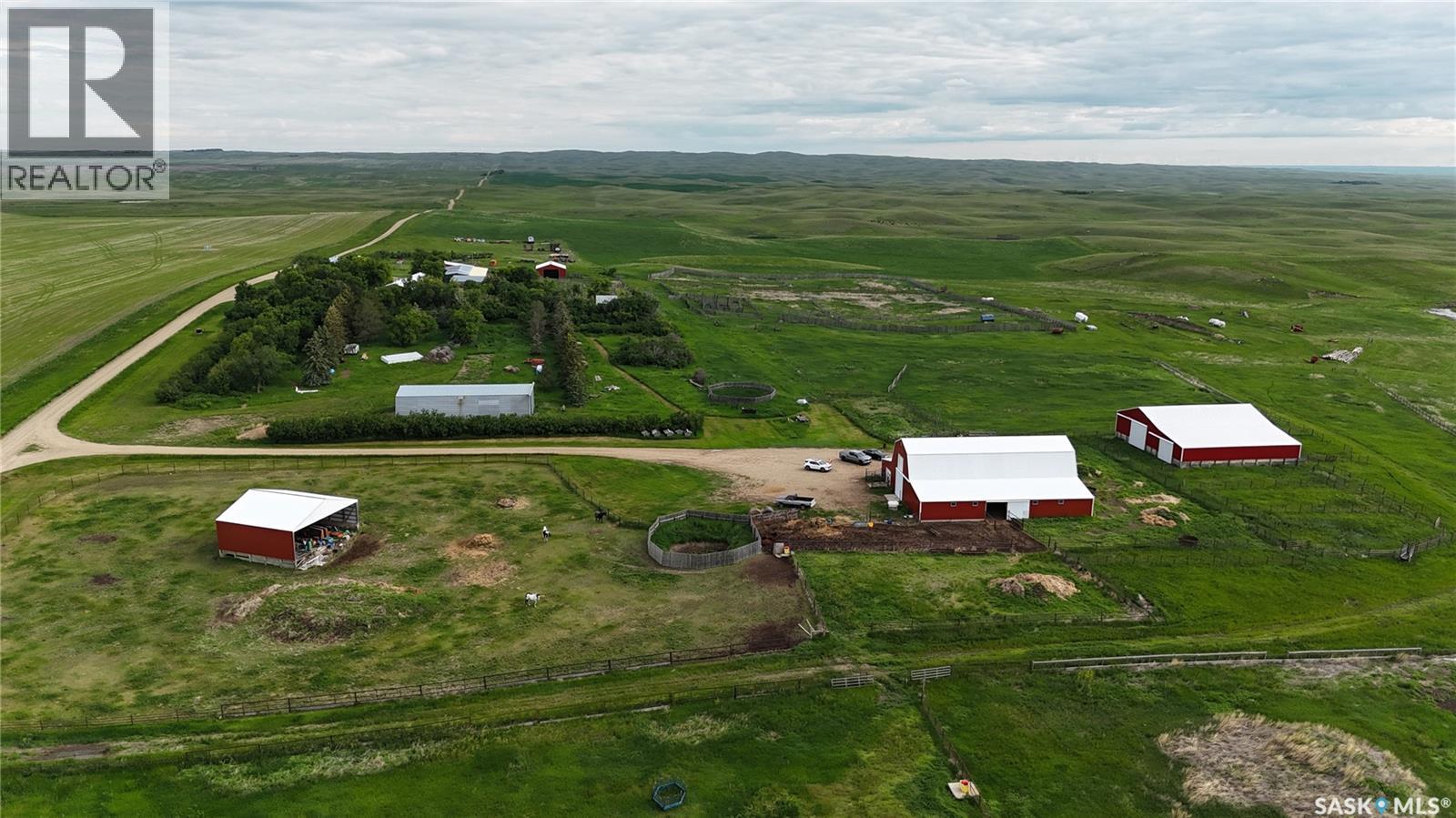 Leaman Farm, Chaplin Rm No. 164, Saskatchewan  S0H 0V0 - Photo 2 - SK040227