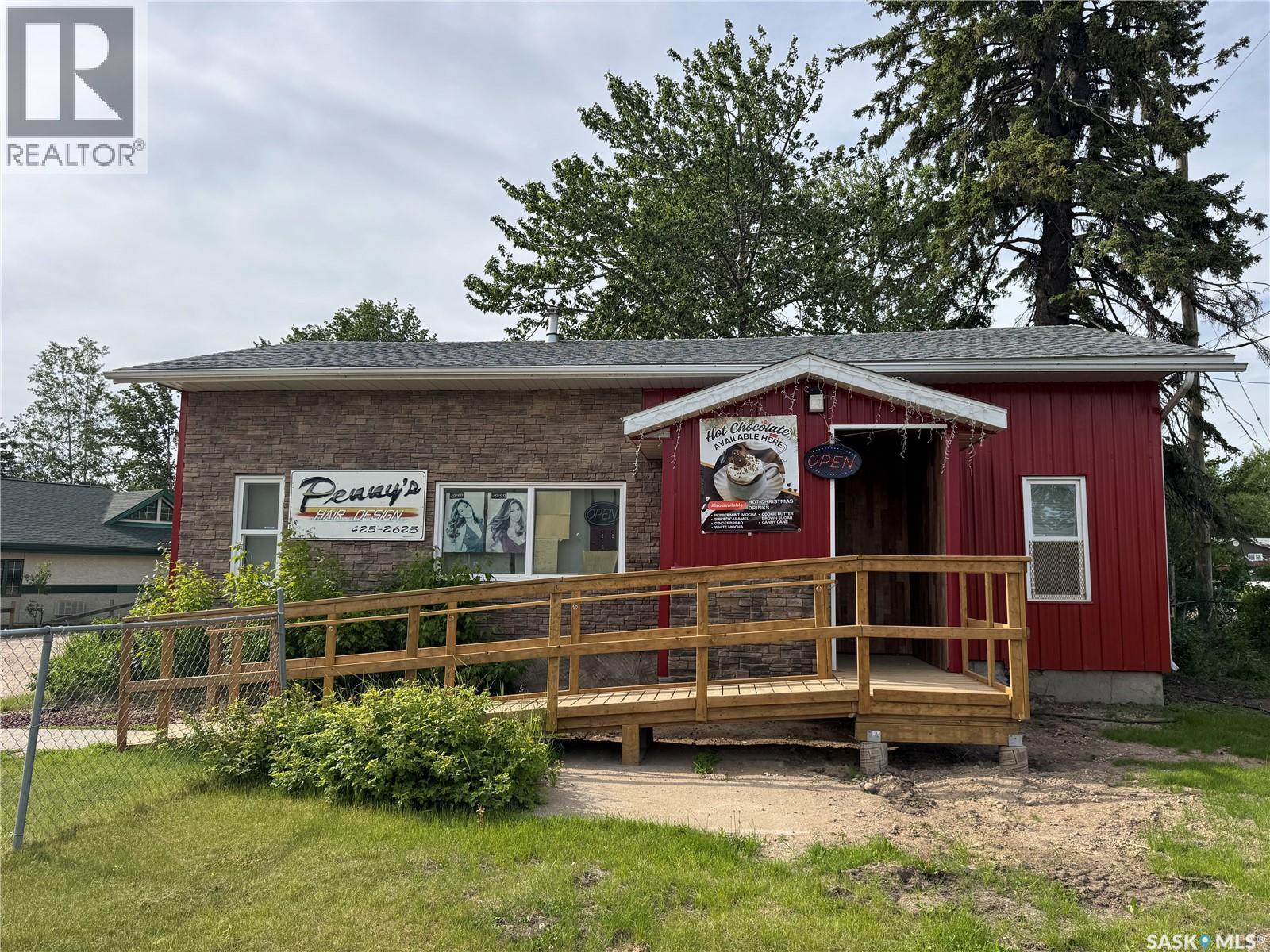 516 La Ronge AVENUE, La Ronge, Saskatchewan