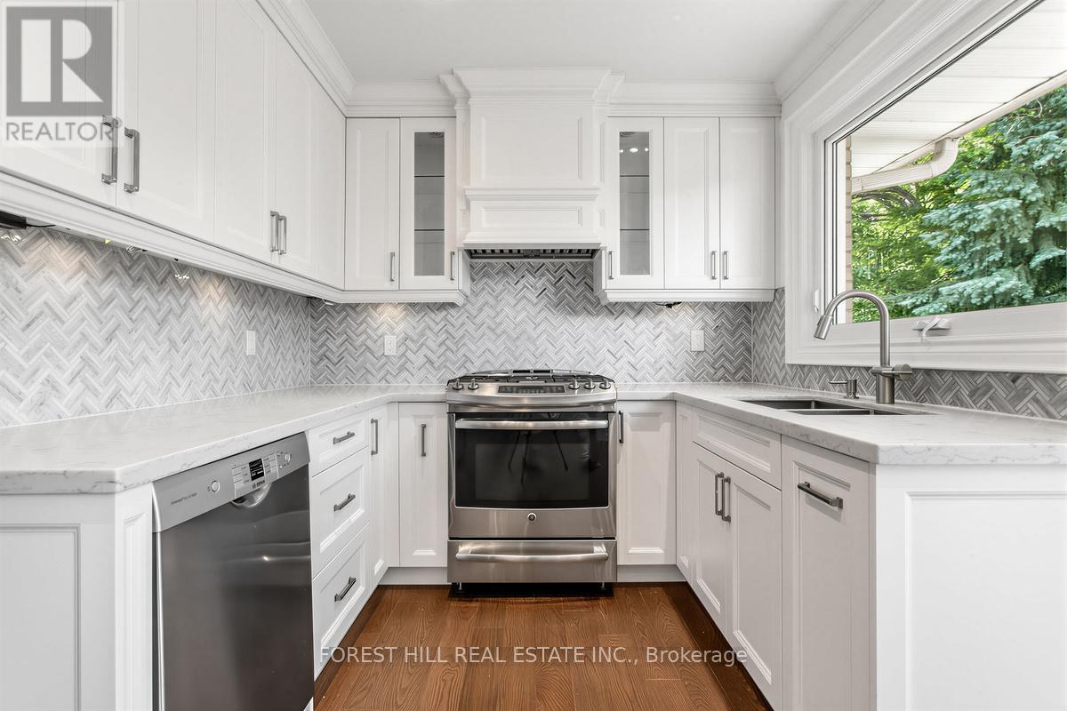46 Viamede Crescent, Toronto, Ontario  M2K 2A8 - Photo 17 - C13473212