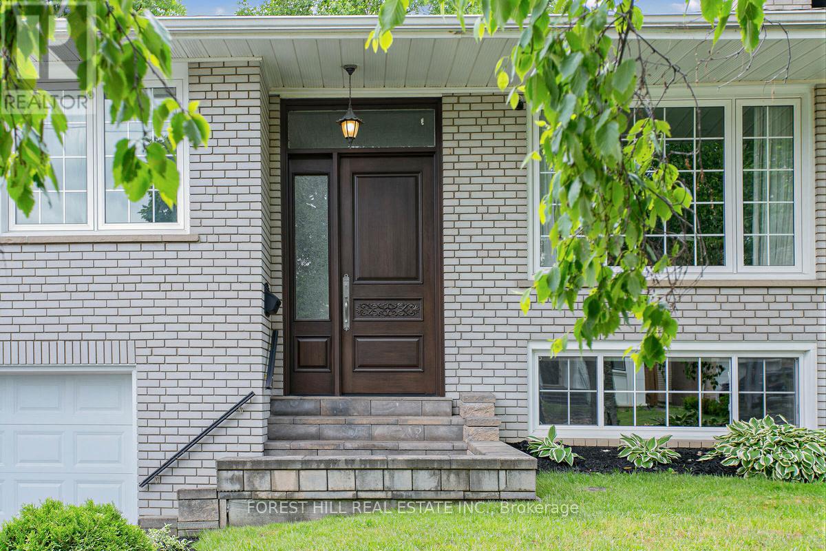 46 Viamede Crescent, Toronto, Ontario  M2K 2A8 - Photo 2 - C13473212