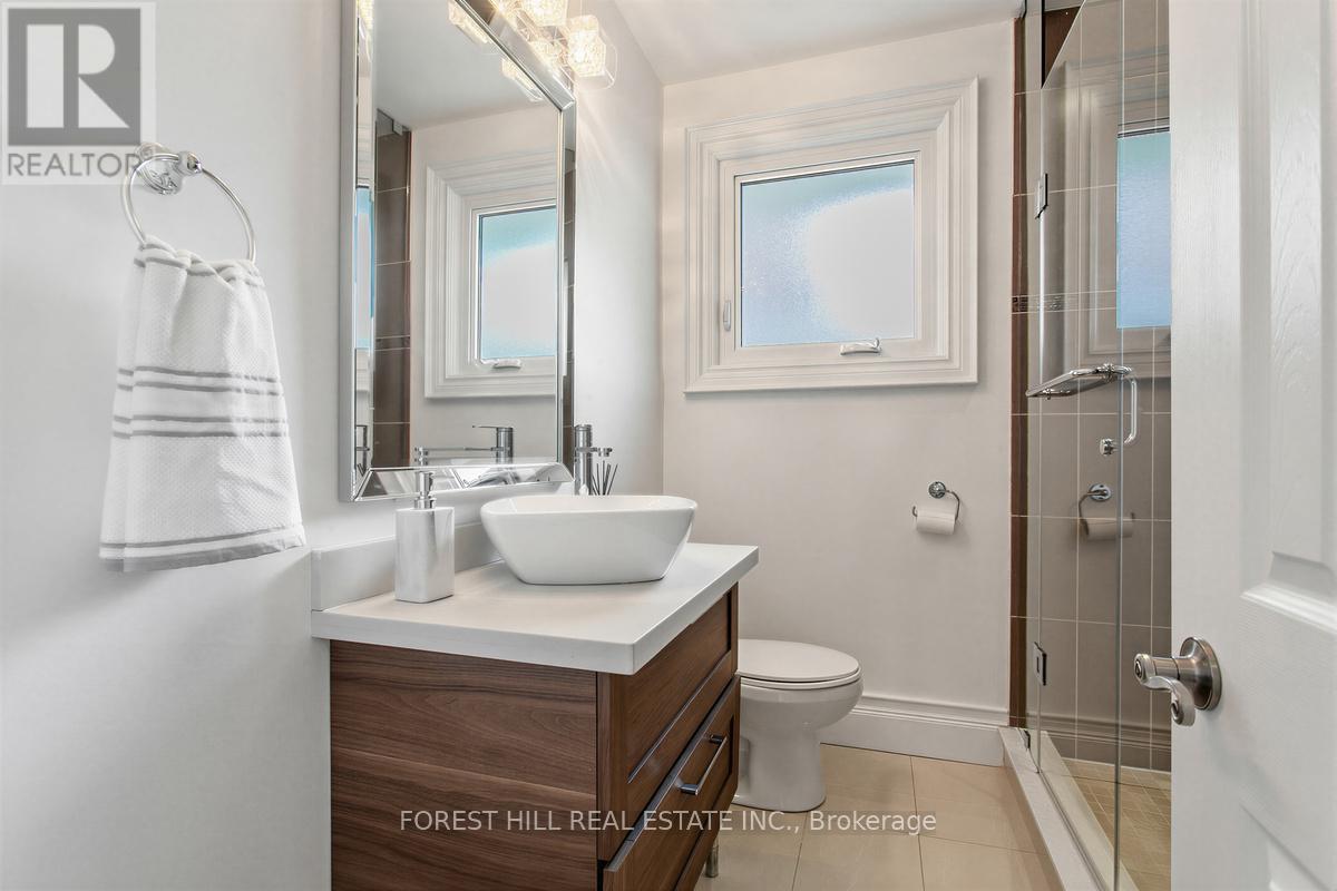 46 Viamede Crescent, Toronto, Ontario  M2K 2A8 - Photo 26 - C13473212