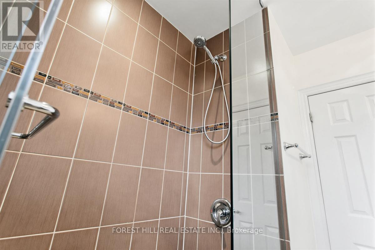 46 Viamede Crescent, Toronto, Ontario  M2K 2A8 - Photo 27 - C13473212