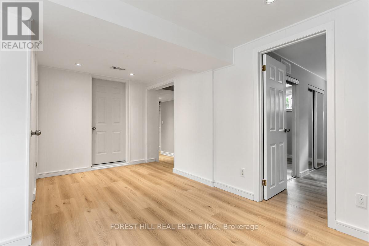 46 Viamede Crescent, Toronto, Ontario  M2K 2A8 - Photo 33 - C13473212
