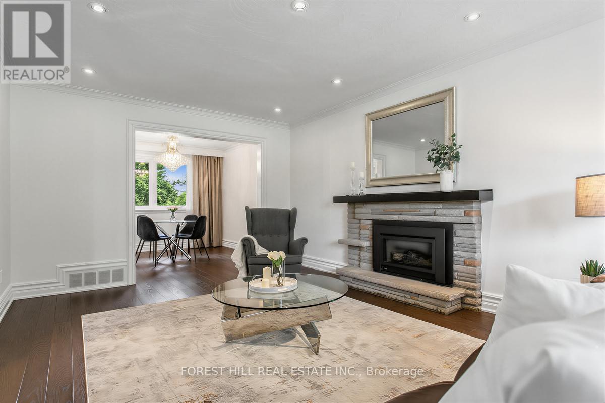46 Viamede Crescent, Toronto, Ontario  M2K 2A8 - Photo 9 - C13473212