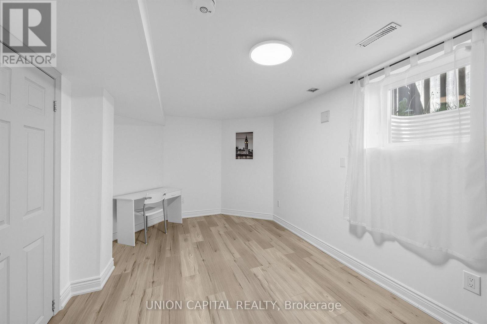Bsmt - 274 Harrowsmith Drive, Mississauga, Ontario  L5R 1R1 - Photo 10 - W13474048