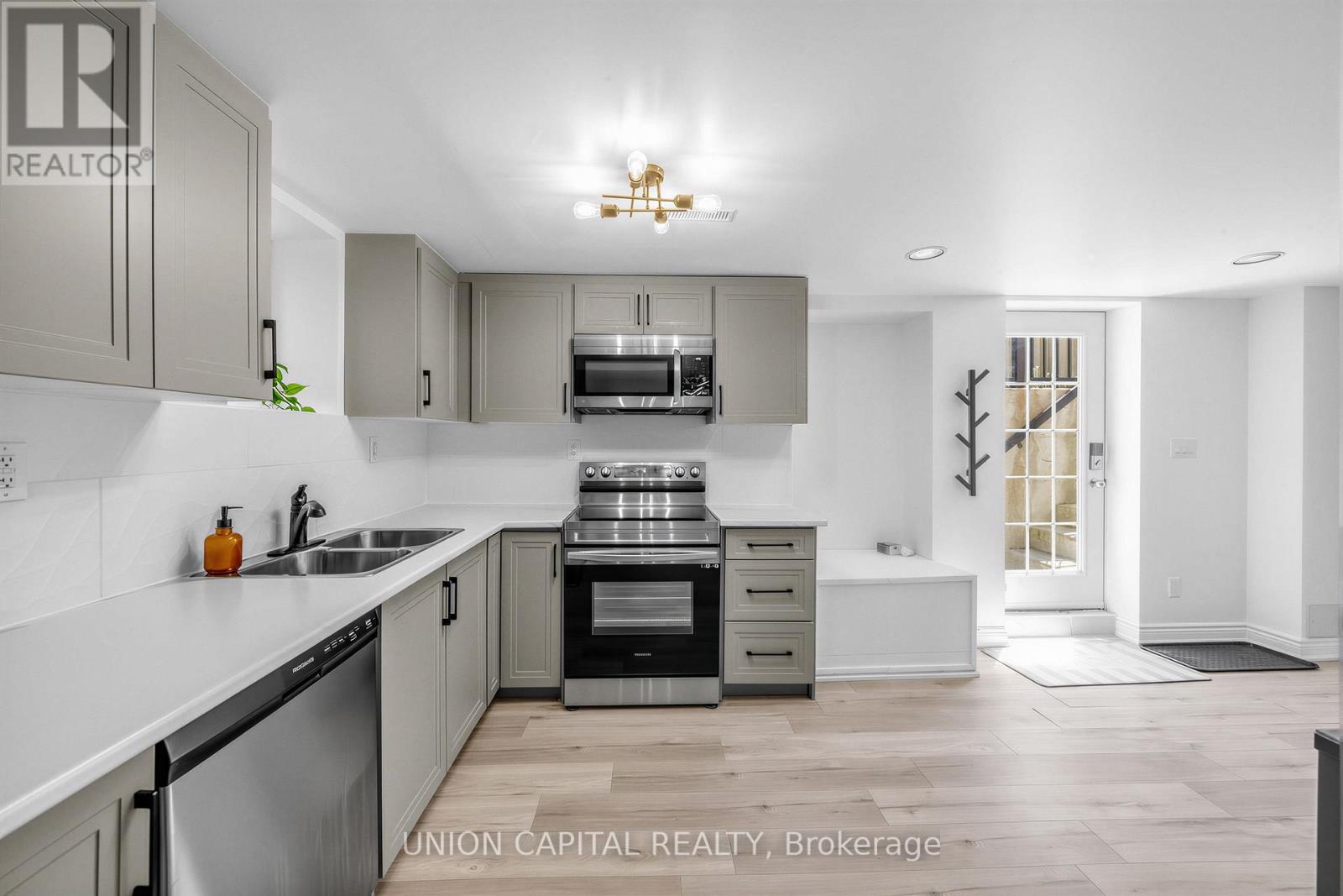 Bsmt - 274 Harrowsmith Drive, Mississauga, Ontario  L5R 1R1 - Photo 4 - W13474048