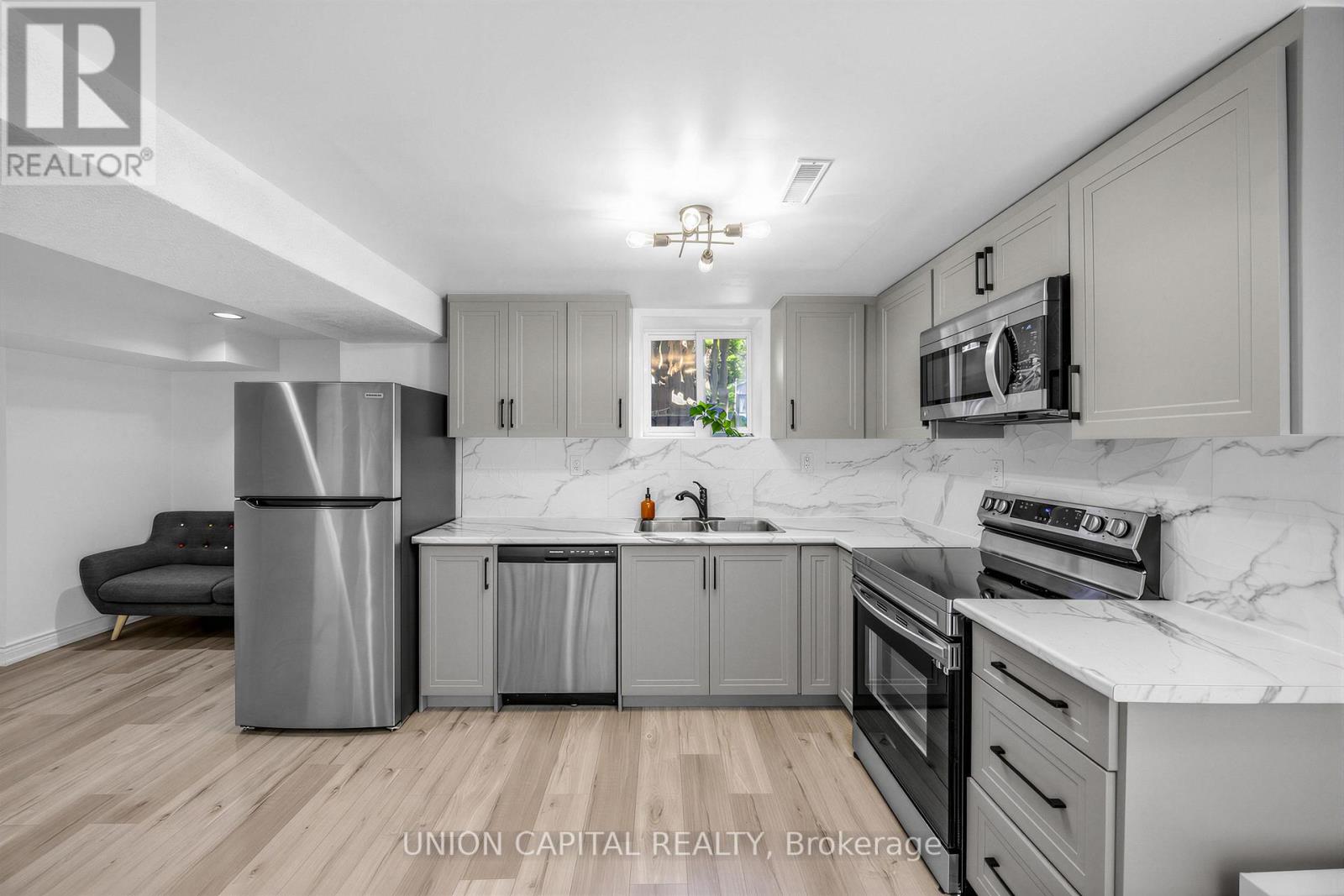 Bsmt - 274 Harrowsmith Drive, Mississauga, Ontario  L5R 1R1 - Photo 5 - W13474048