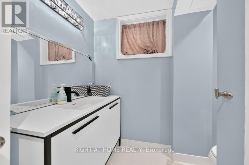 662 Montego Crescent, Burlington, Ontario  L7N 2Z1 - Photo 34 - W13474064
