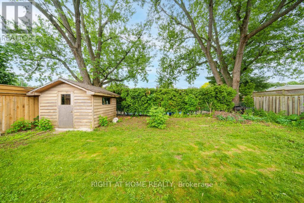 662 Montego Crescent, Burlington, Ontario  L7N 2Z1 - Photo 40 - W13474064