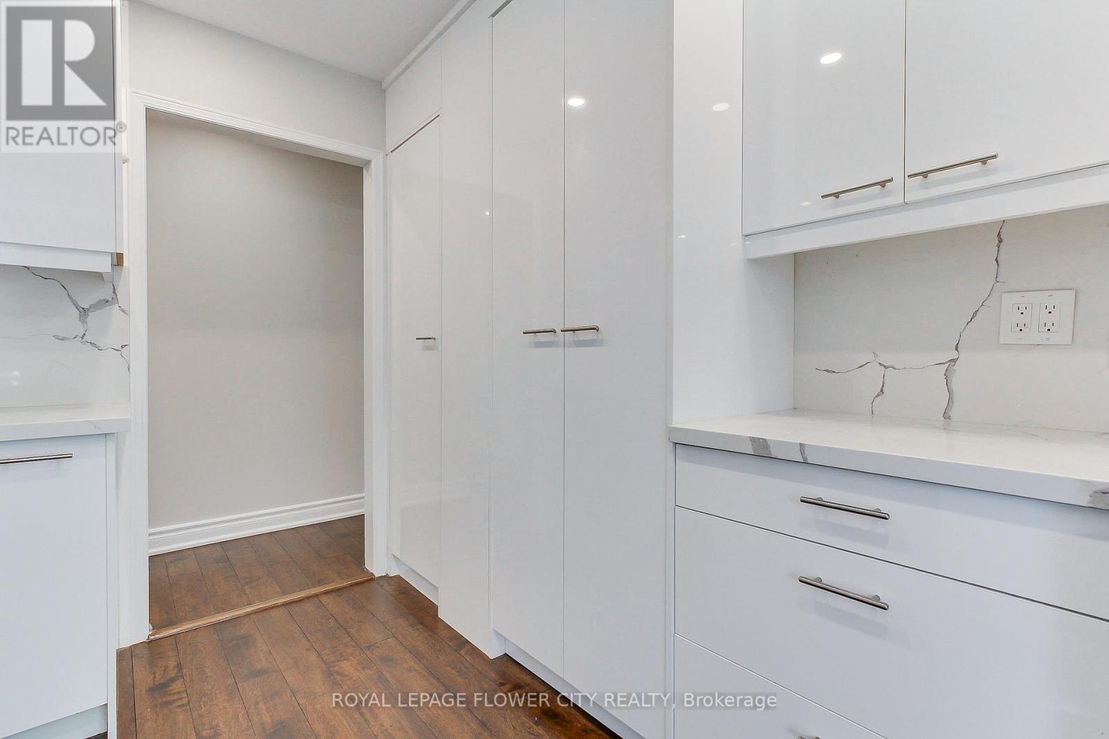 2620 Credit Valley Road, Mississauga, Ontario  L5M 4J7 - Photo 13 - W13474074