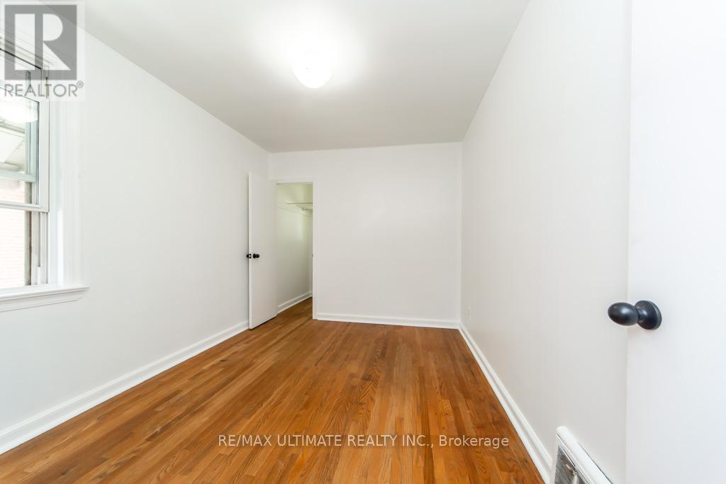 61 Yorkview Drive, Toronto, Ontario  M2R 1J7 - Photo 32 - W13474152