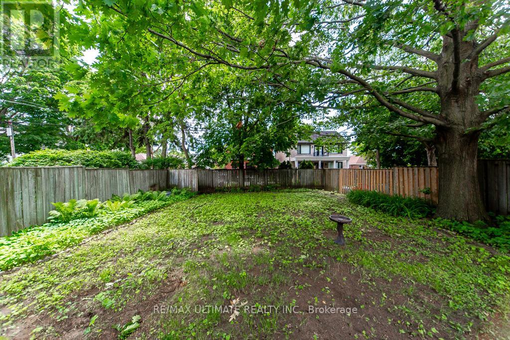 61 Yorkview Drive, Toronto, Ontario  M2R 1J7 - Photo 44 - W13474152