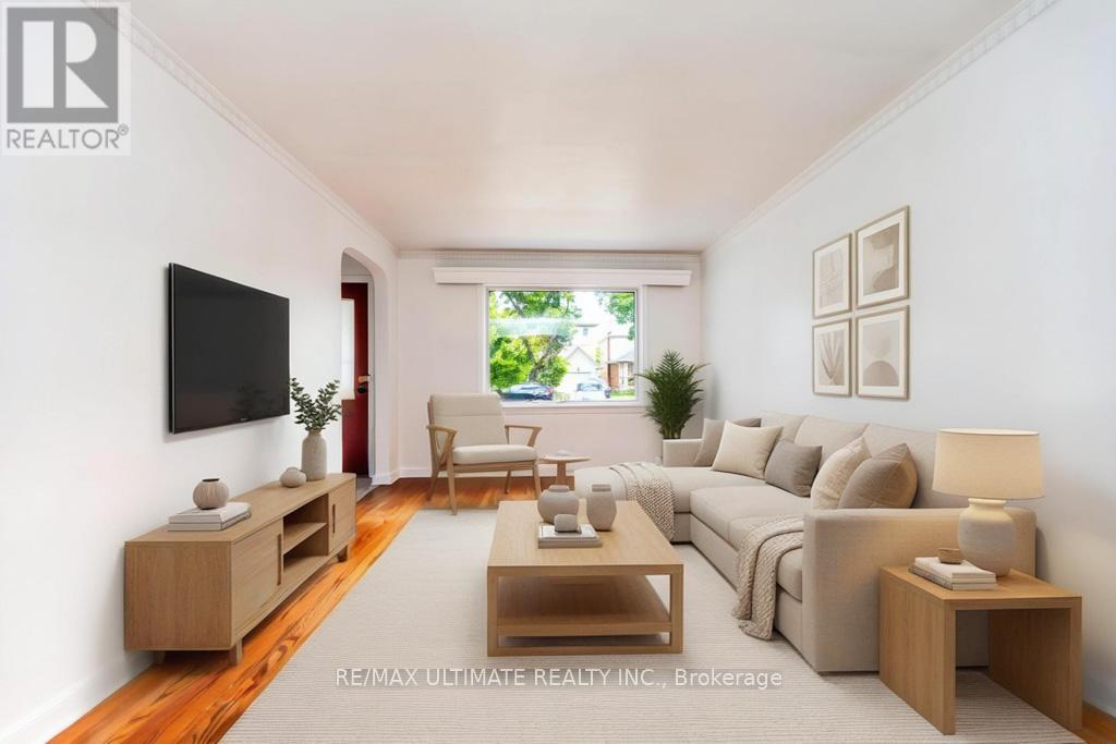 61 Yorkview Drive, Toronto, Ontario  M2R 1J7 - Photo 6 - W13474152
