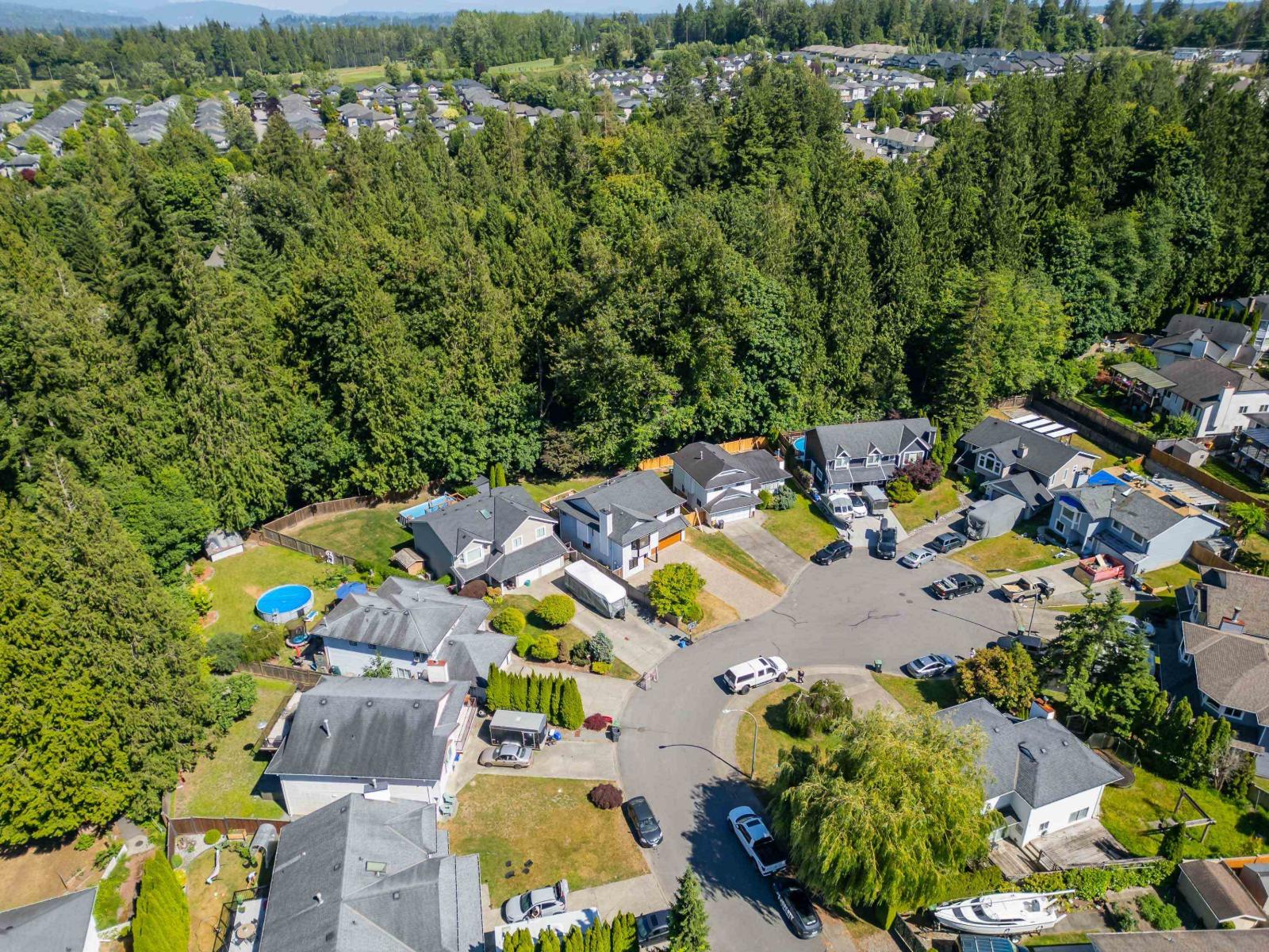 21489 90 Avenue, Langley, British Columbia  V1M 1Z2 - Photo 4 - R3137090