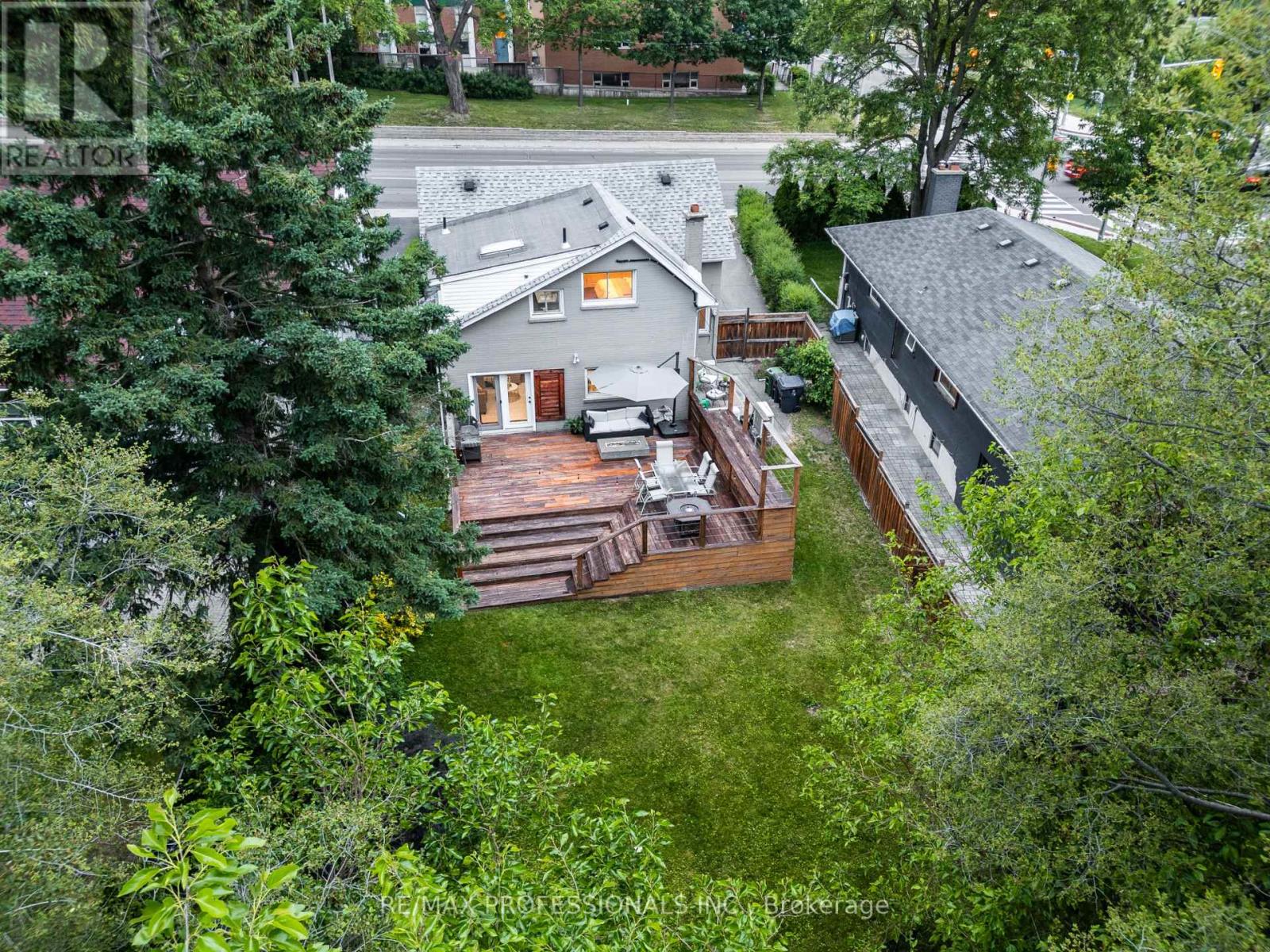4625 Dundas Street W, Toronto, Ontario  M9A 1A4 - Photo 39 - W13468562