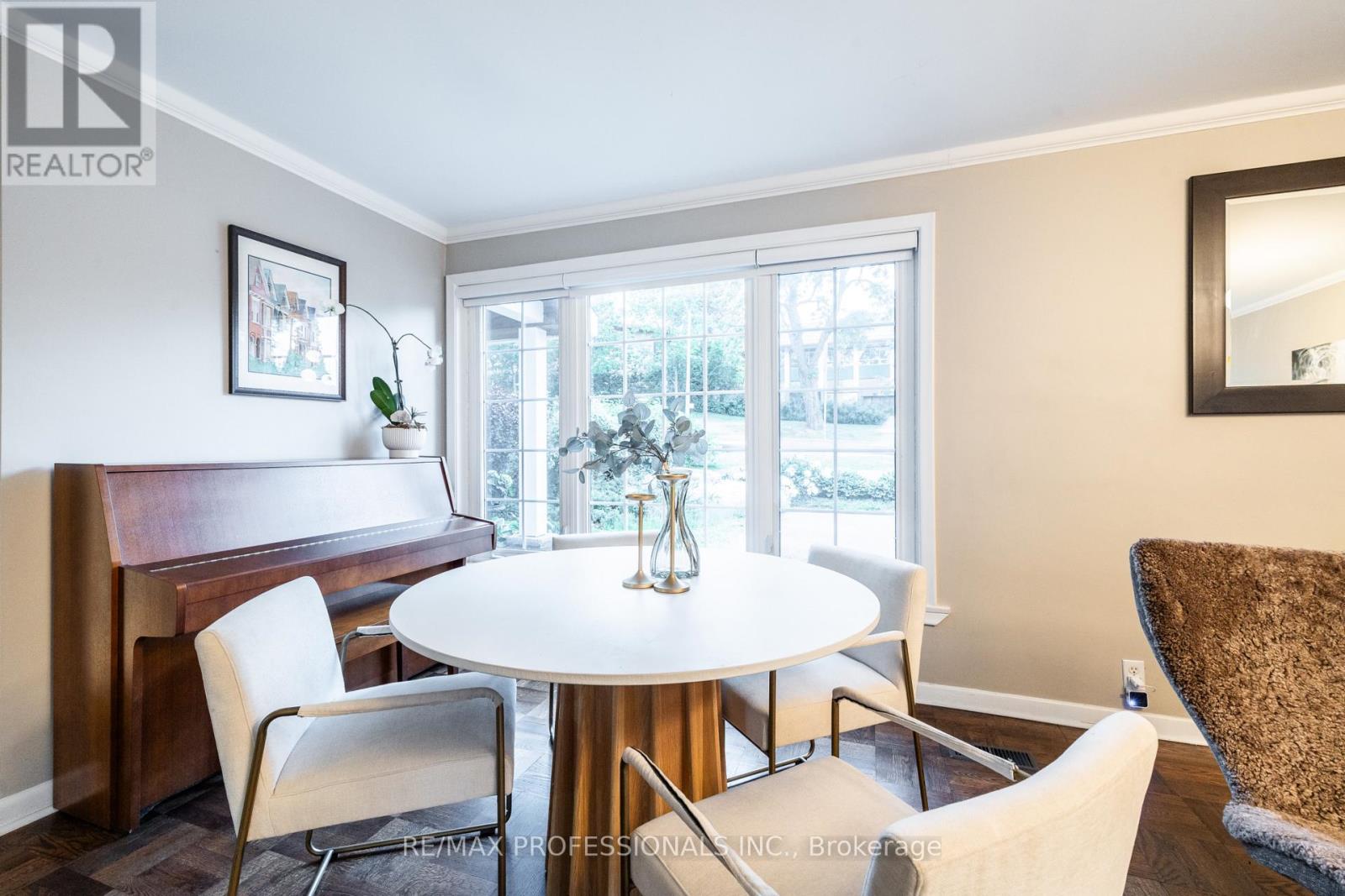 4625 Dundas Street W, Toronto, Ontario  M9A 1A4 - Photo 8 - W13468562