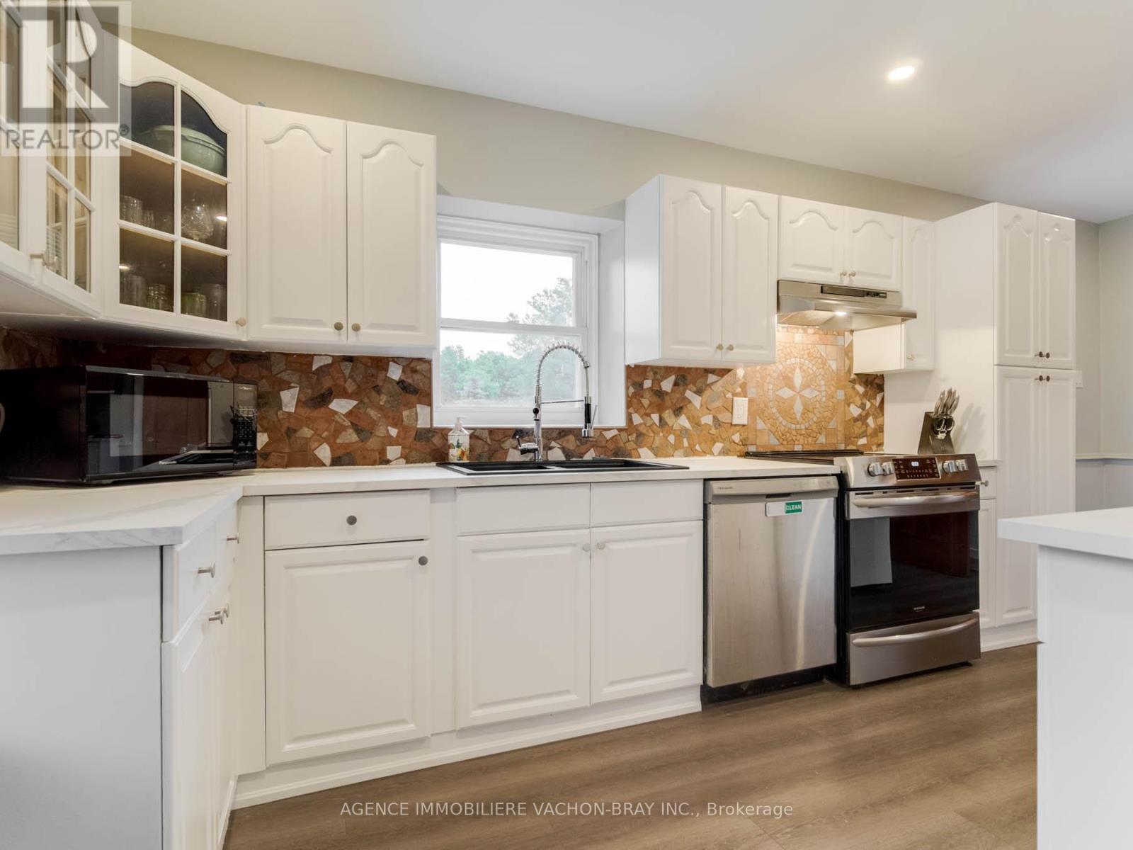 21481 Butternut Lane, South Glengarry, Ontario  K0C 1Z0 - Photo 10 - X13474400
