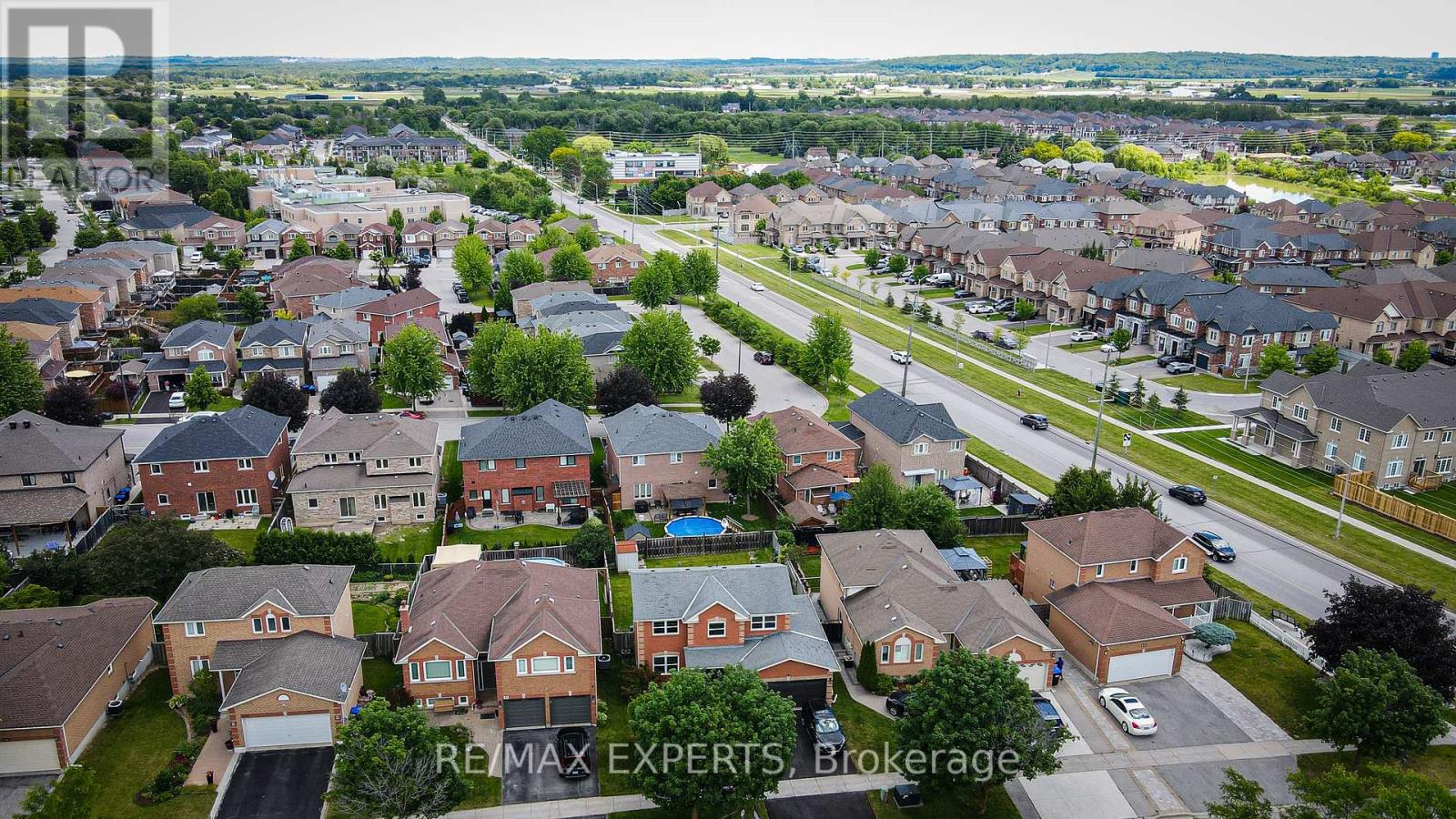 213 Melbourne Drive, Bradford West Gwillimbury, Ontario  L3Z 2Y8 - Photo 27 - N13241798
