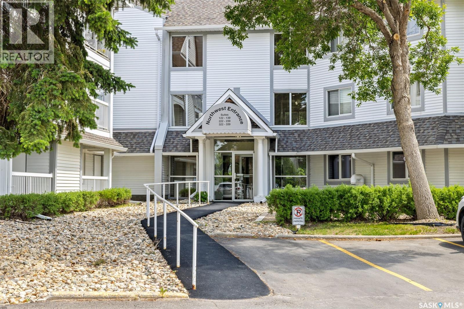 329 960 Assiniboine AVENUE, Regina, Saskatchewan