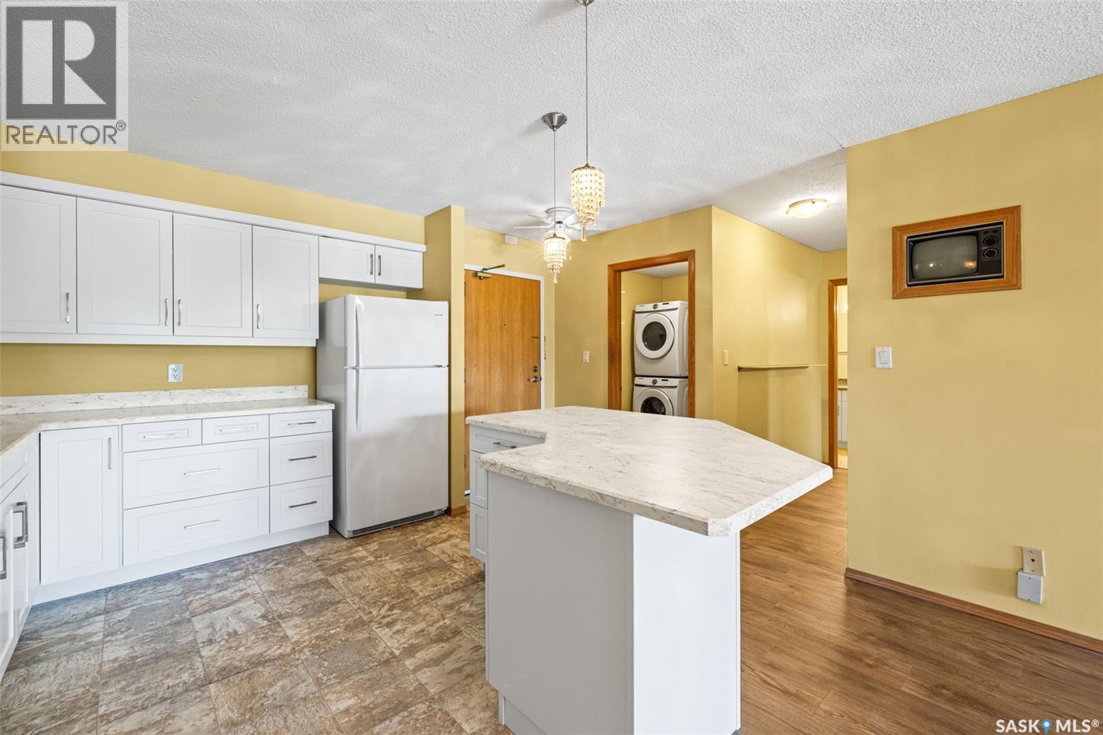 329 960 Assiniboine Avenue, Regina, Saskatchewan  S4V 2P8 - Photo 5 - SK040212