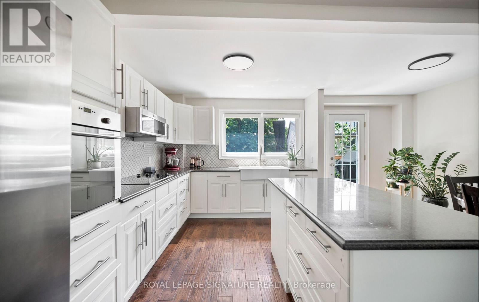 43 Hellensfield Crescent, Toronto, Ontario  M9C 5E5 - Photo 10 - W13473474