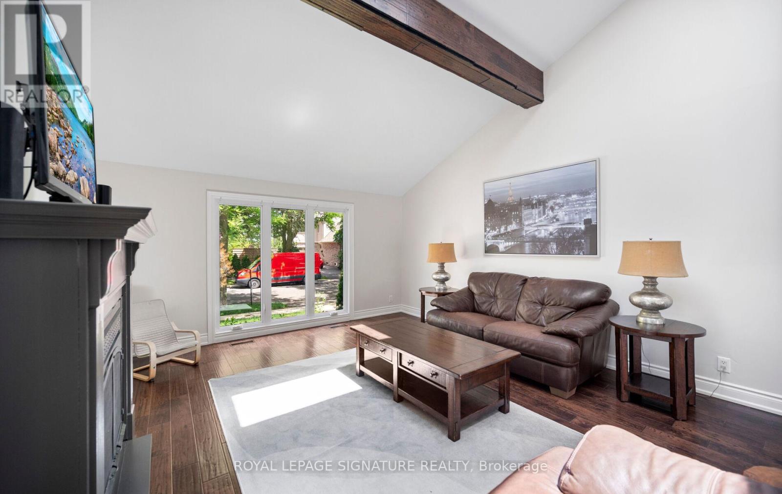 43 Hellensfield Crescent, Toronto, Ontario  M9C 5E5 - Photo 8 - W13473474