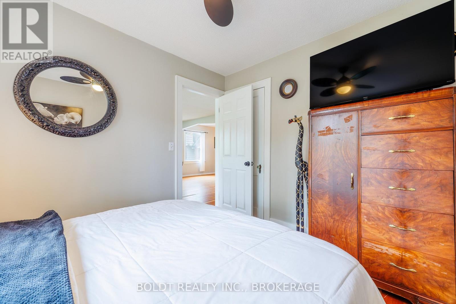 421 Prospect Point Road N, Fort Erie, Ontario  L0S 1N0 - Photo 7 - X13474172
