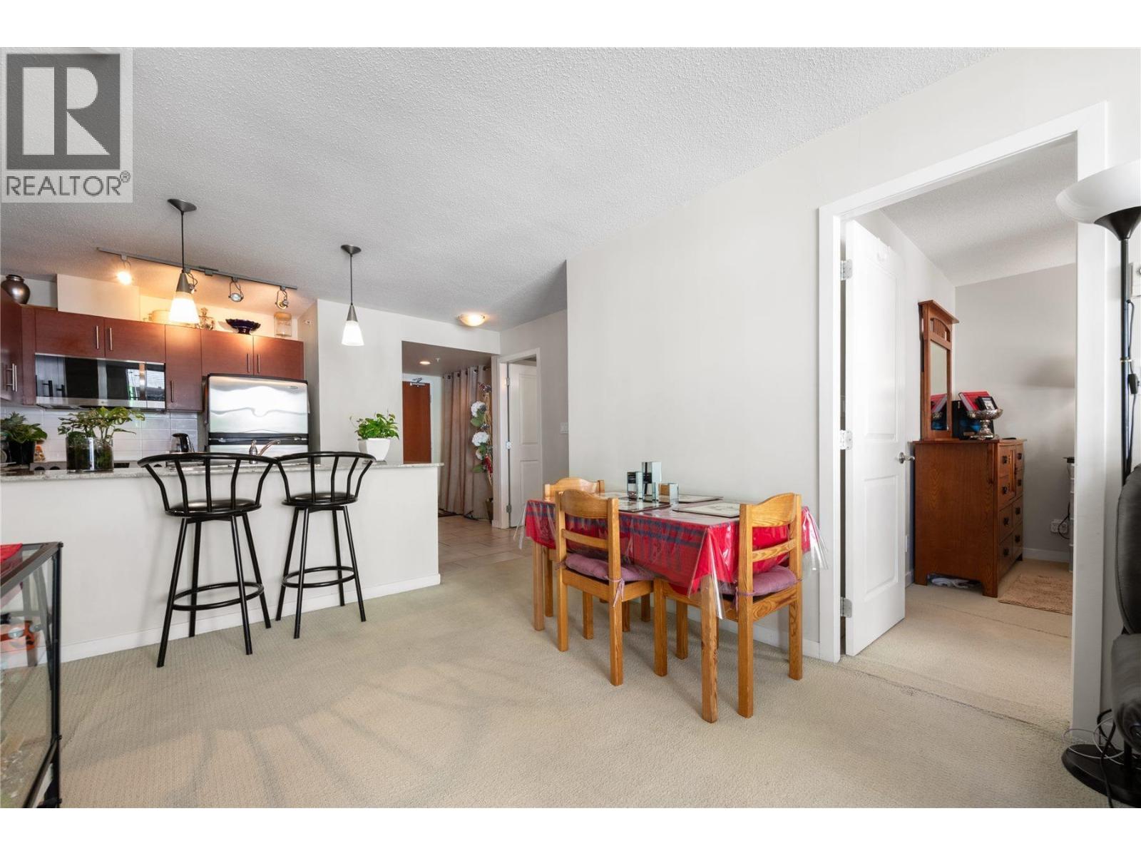 806 814 Royal Avenue, New Westminster, British Columbia V3M 1J9 - Photo 4 - R3138221