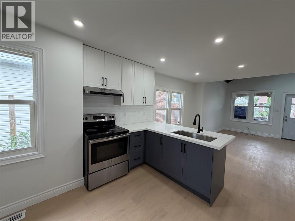 1030 Oak Street, Windsor, Ontario  N9A 5G4 - Photo 6 - 26014802