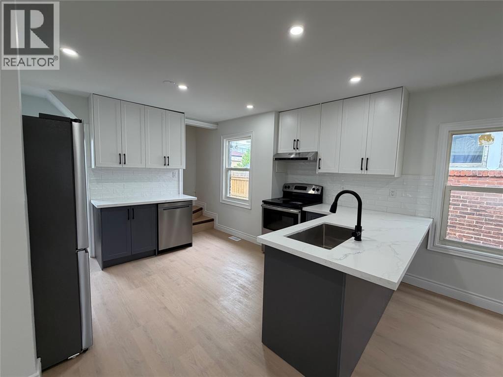 1030 Oak Street, Windsor, Ontario  N9A 5G4 - Photo 5 - 26014802