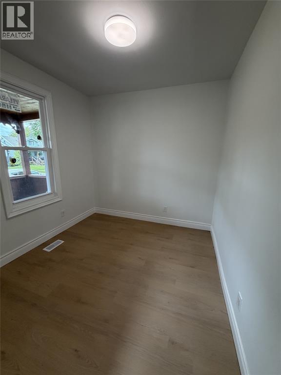 1030 Oak Street, Windsor, Ontario  N9A 5G4 - Photo 8 - 26014802