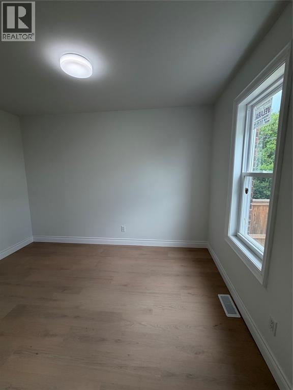 1030 Oak Street, Windsor, Ontario  N9A 5G4 - Photo 10 - 26014802