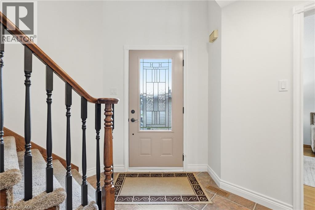 5399 Sheldon Park Drive, Burlington, Ontario  L7L 5W9 - Photo 4 - 40841581