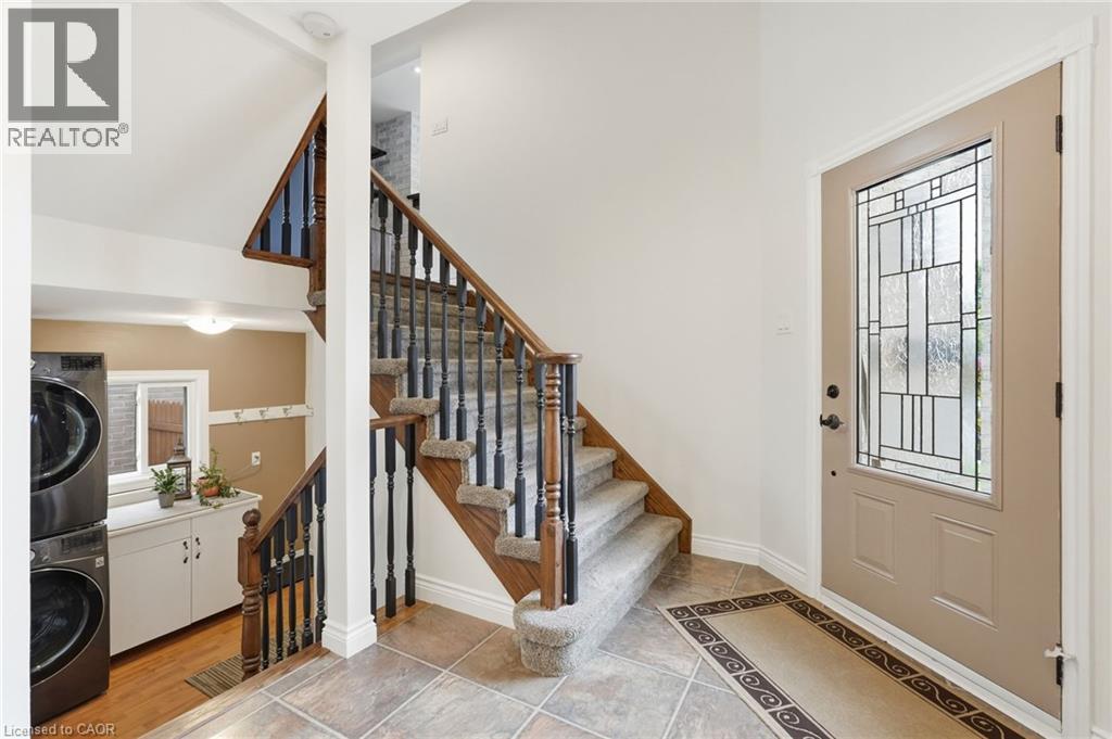 5399 Sheldon Park Drive, Burlington, Ontario  L7L 5W9 - Photo 5 - 40841581