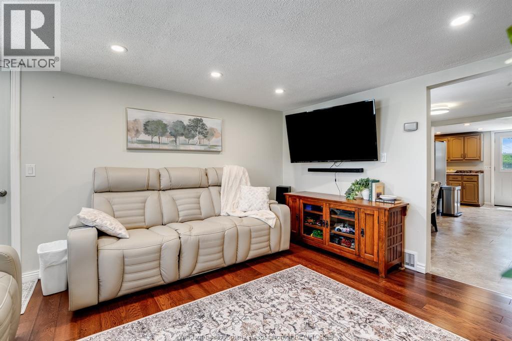 918 Mersea Road 6, Leamington, Ontario  N8H 3V8 - Photo 4 - 26014796