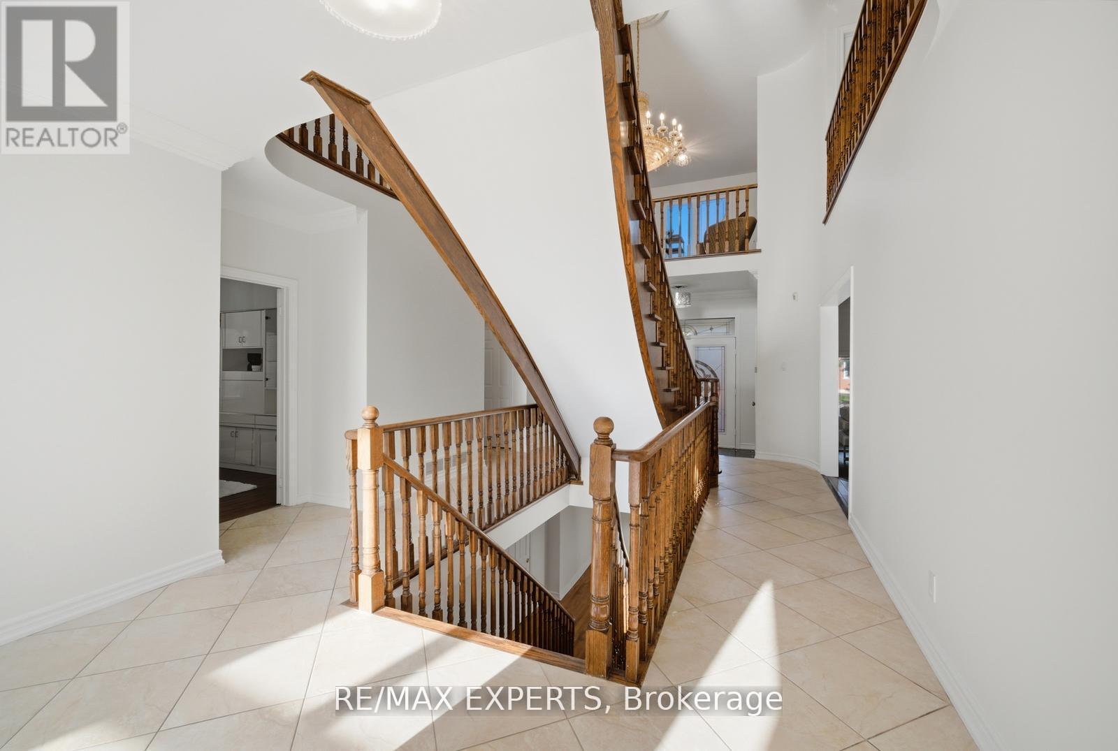11 Horizon Court, Richmond Hill (Doncrest), Ontario  L4B 3G1 - Photo 28 - N13474258