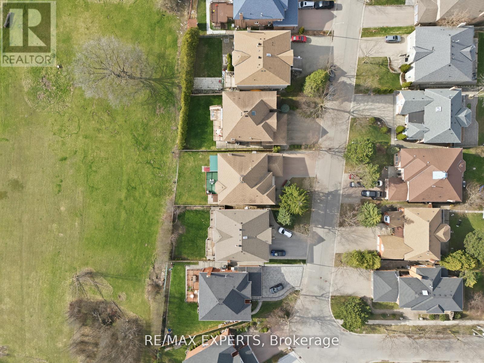 11 Horizon Court, Richmond Hill (Doncrest), Ontario  L4B 3G1 - Photo 50 - N13474258