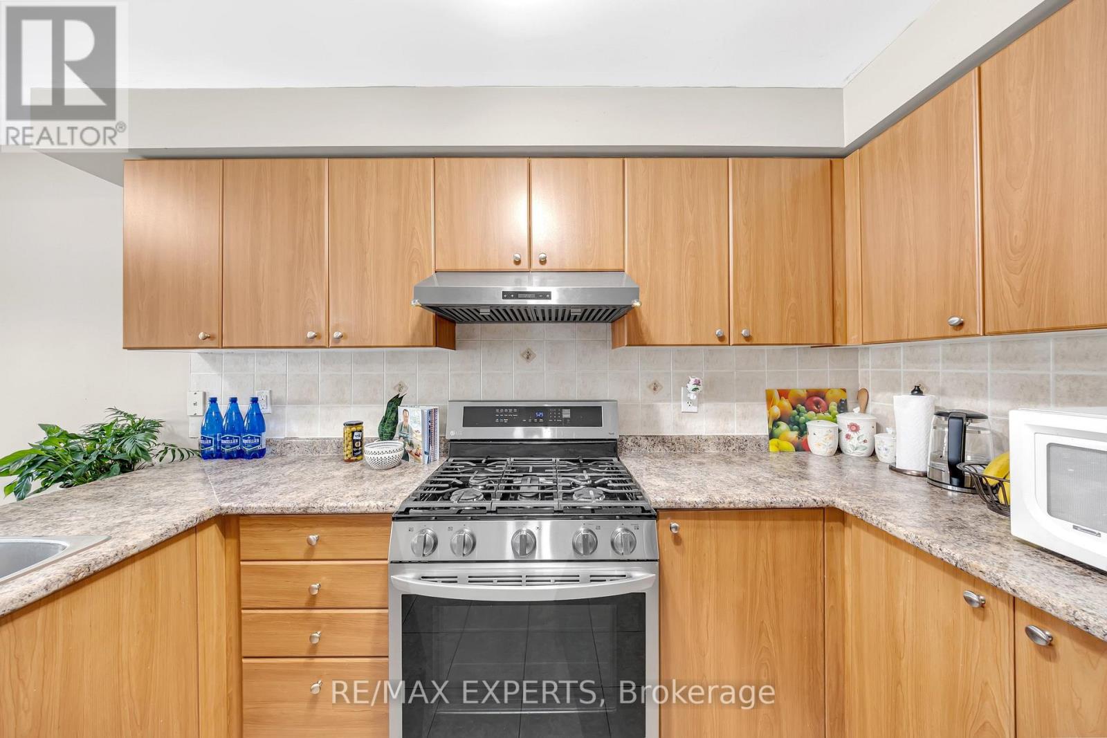 5231 Tresca Trail, Mississauga, Ontario  L5M 0C9 - Photo 11 - W13474090